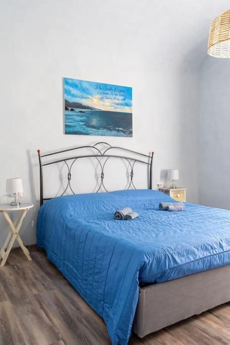 Casa Vacanze L'Angolo Fiorito 贝托勒 外观 照片